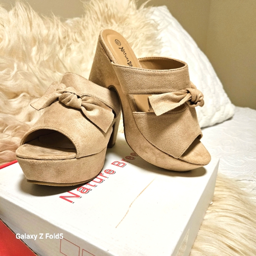 High-heeled sandals